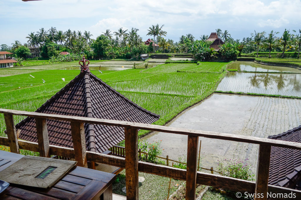 Warung mit Aussicht auf die Reisfelder von Ubud