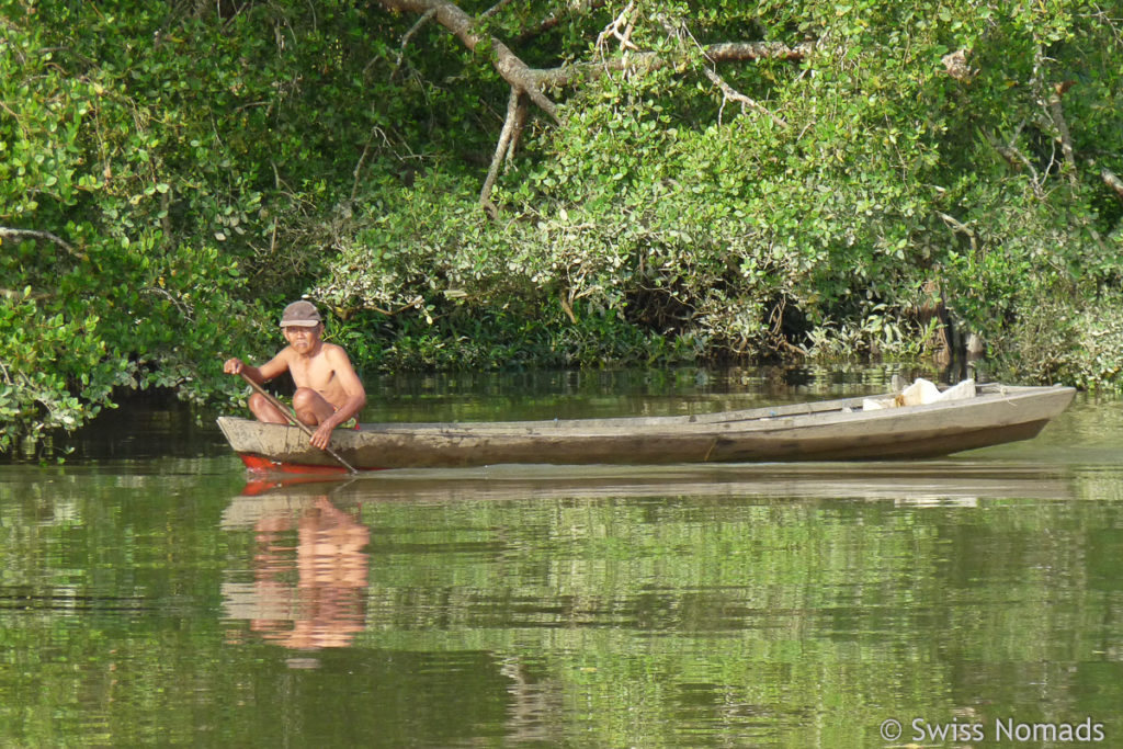 Fischer bei Kalimantan in Indonesien