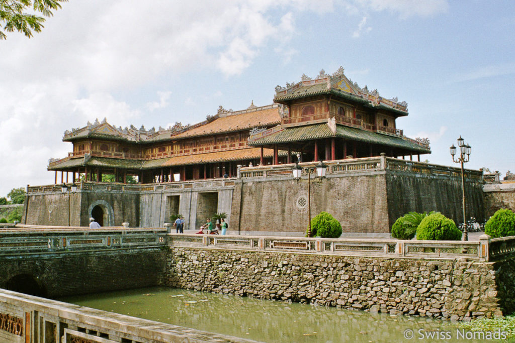 Das Meridian Gate der Zitadelle in Hue