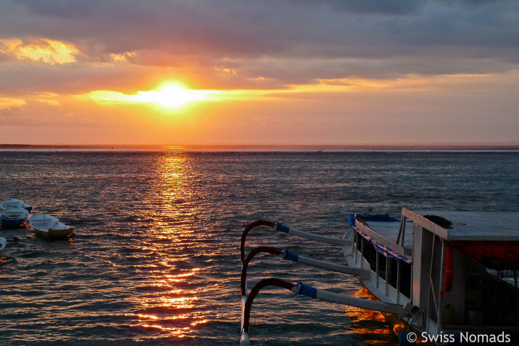 Sonnenuntergang vom Jungutbatu Beach in Nusa Lembongan