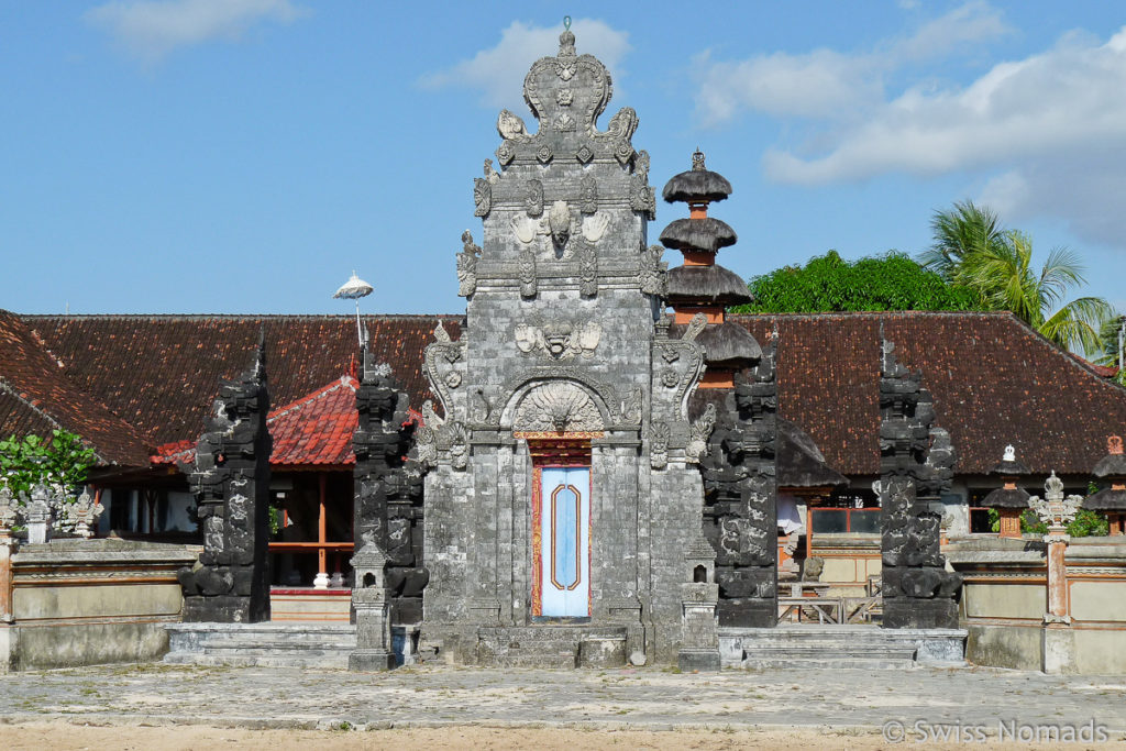 Tempel auf Nusa Lembongan