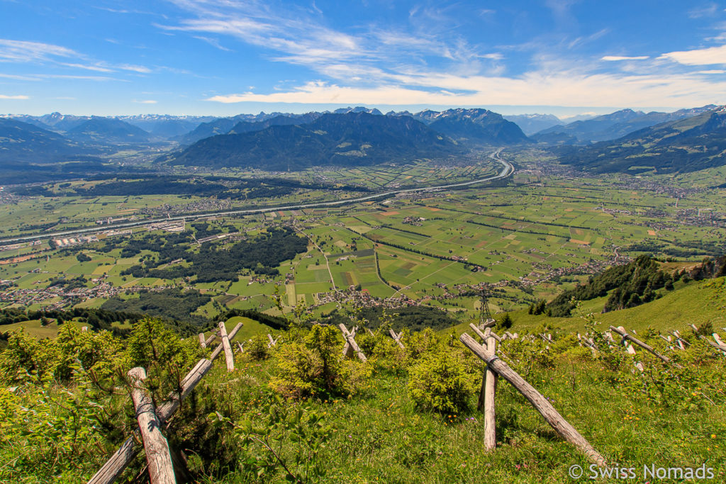 Aussicht ins Rheintal von Stauberen