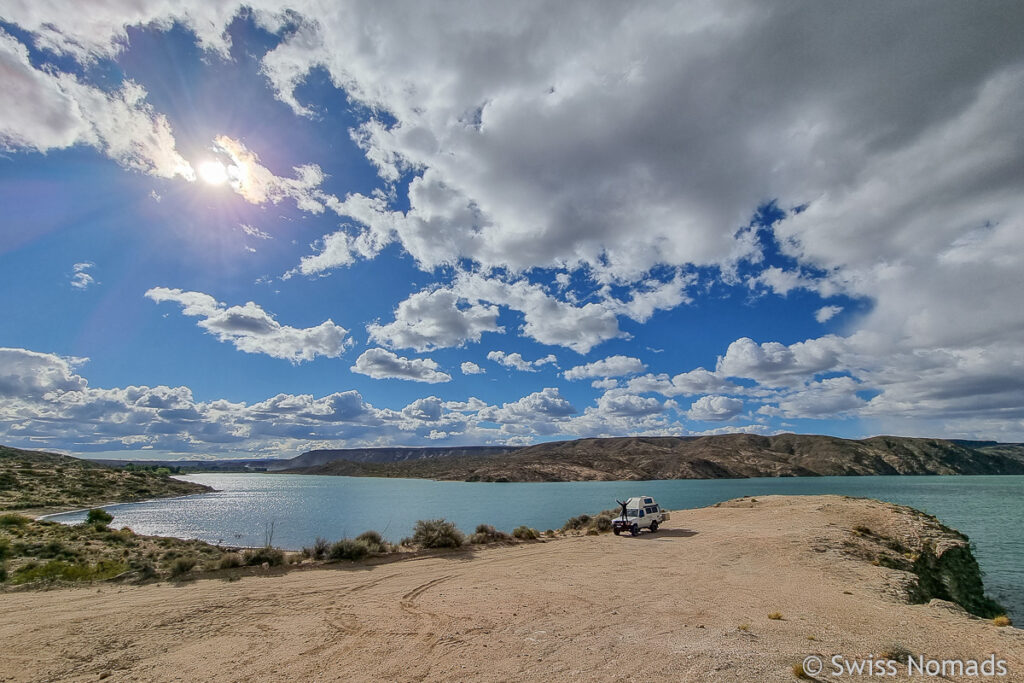 Campen am Rio Limay in Argentinien