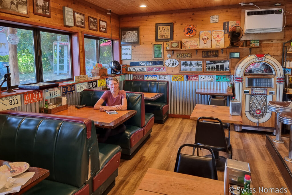 Station Café in Trout Lake