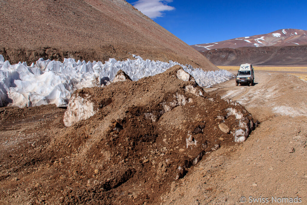 Erdrutsch über die Strasse in Chile
