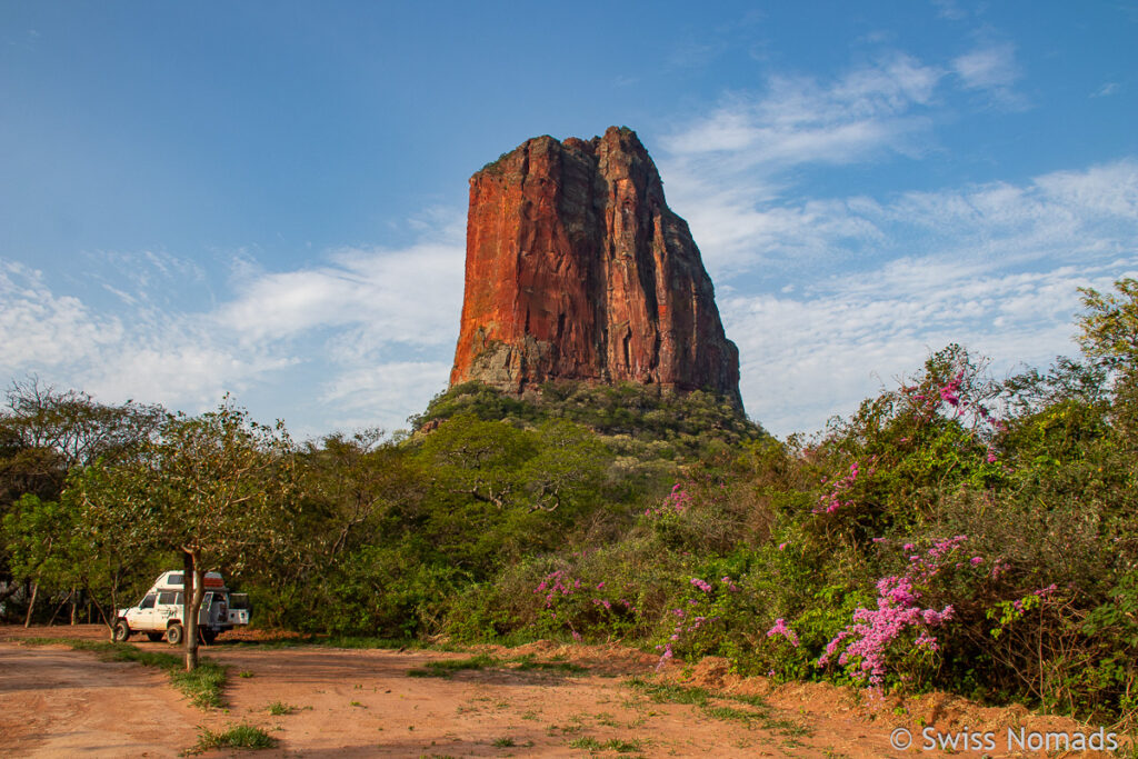 Torre del David bei Chochis im Bolivien Tiefland