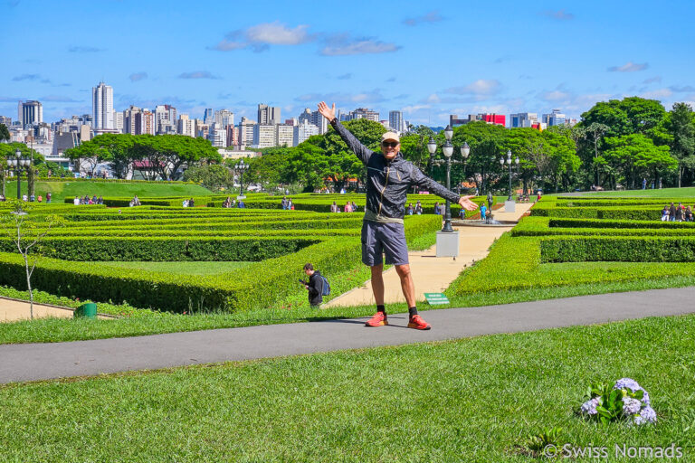 Die schönsten Curitiba Sehenswürdigkeiten mit dem Hop-on-Hop-off-Bus entdecken