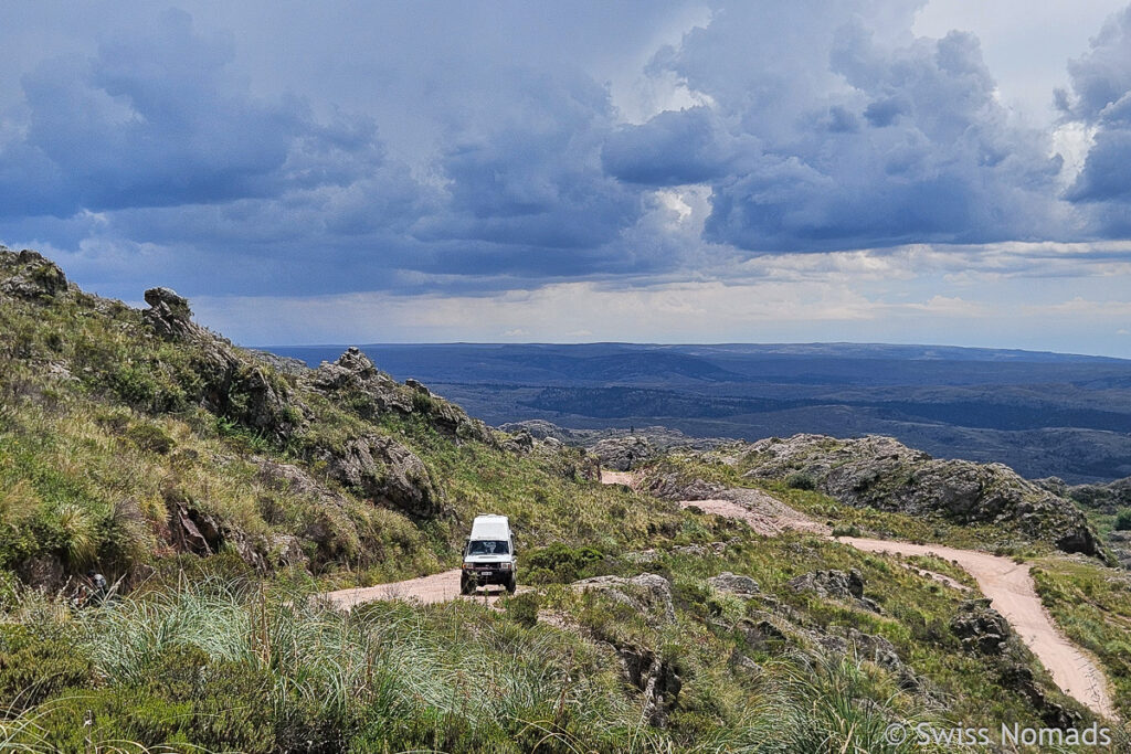 Strasse durch die Sierras bei Cordoba