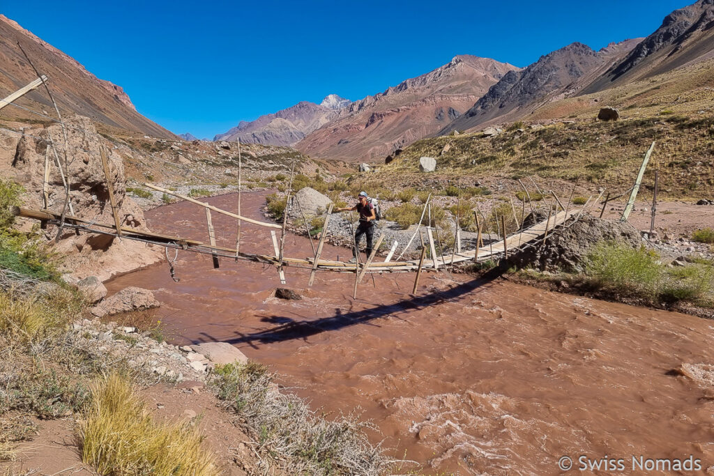 Hängebrücke zum Cerro Penitentes